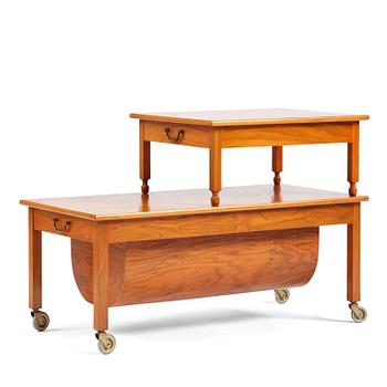 446. Josef Frank, a walnut veneered sewing table, Firma Svenskt Tenn, mid-20th century.