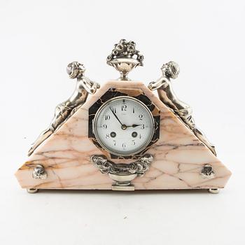 Table garniture 3 dlr Art Deco first half of the 20th century.