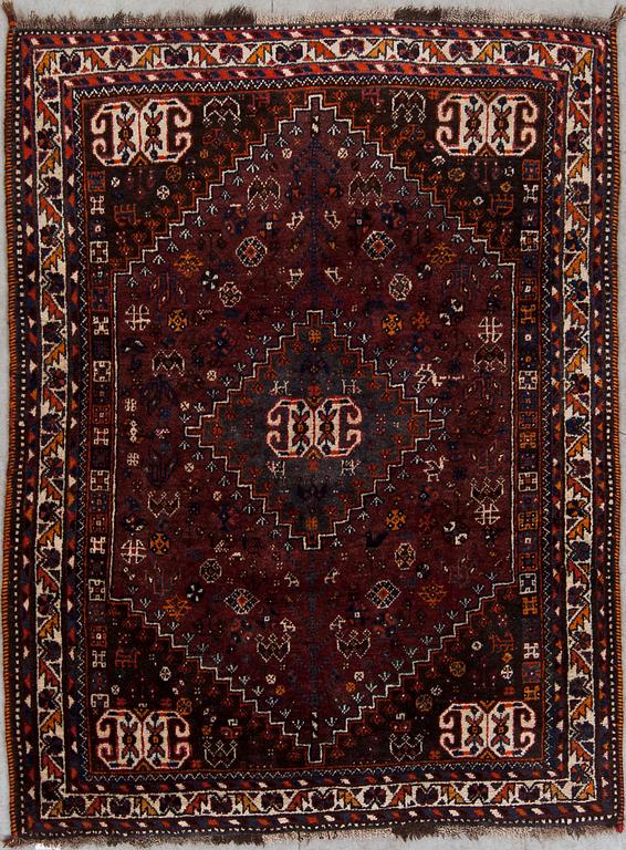 MATTA, old, Shiraz, ca 157 X 119 cm.