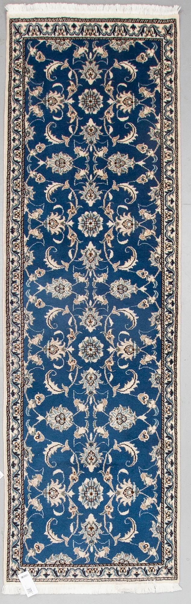 GALLERIMATTA, Nain, ca 245 x 76 cm.