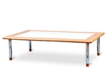 368. Antti Nurmesniemi, A TABLE.