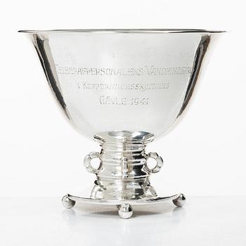 C.G. Hallberg, A Swedish silver bowl, mark of CG Hallberg, Stockholm 1925.