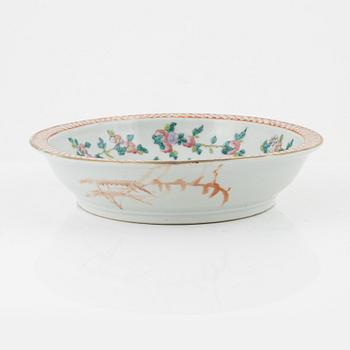 A Famille Rose porcelain bowl, China, late 19th century.