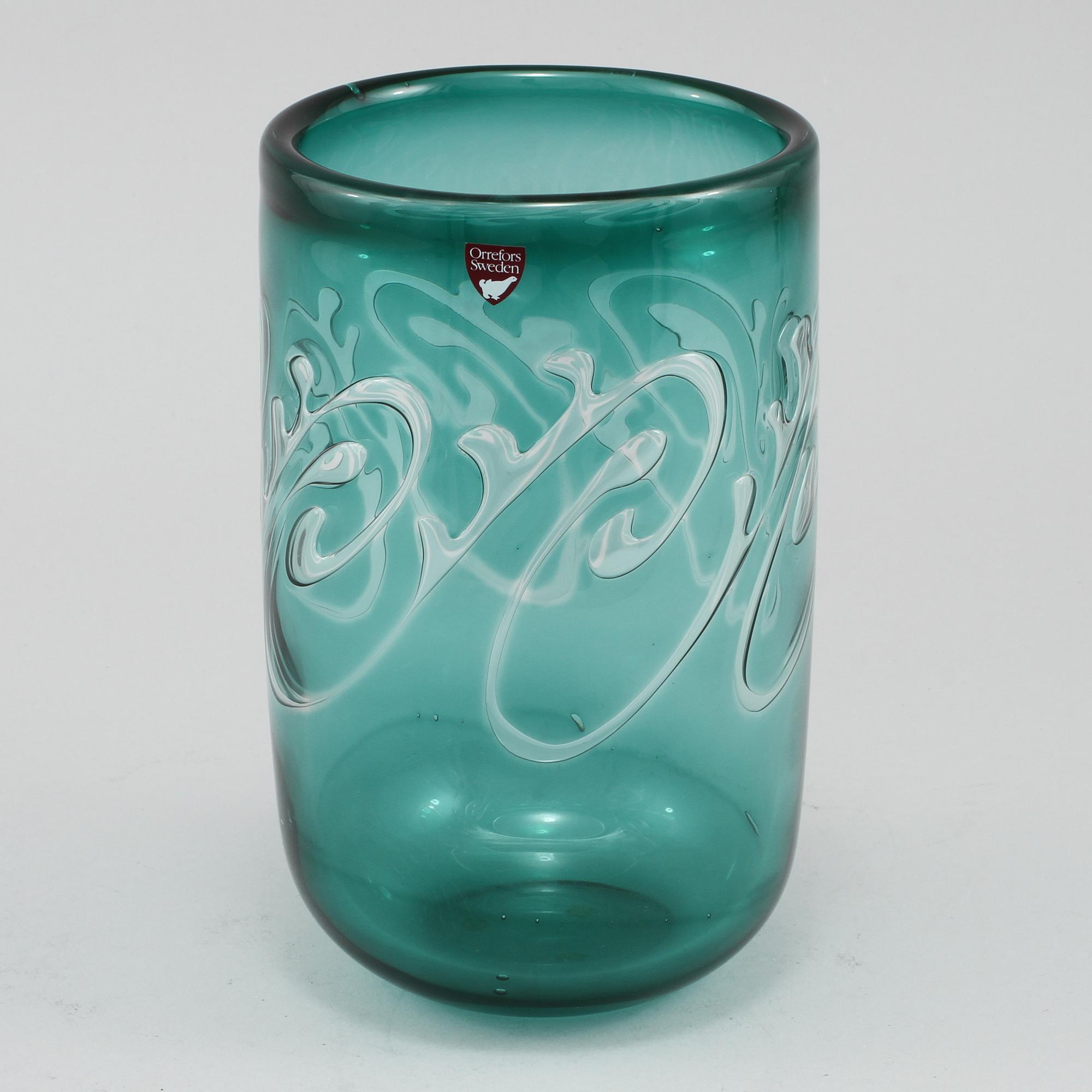 VAS, glas, "Ariel", Eva Englund, Orrefors, 1900-talets andra hälft.