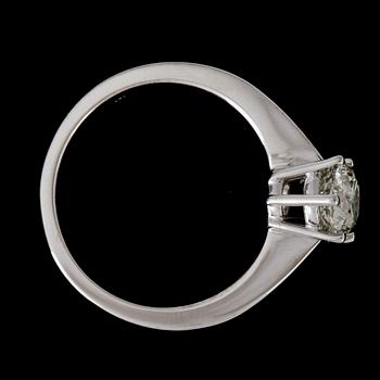 RING, 18k vitguld med briljantslipad diamant ca1,20ct. 2000-tal.