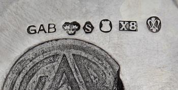 SKÅL och SÅSSKÅL, silver, GAB, Stockholm. 1948 resp 1947. Total vikt ca 590 gram.