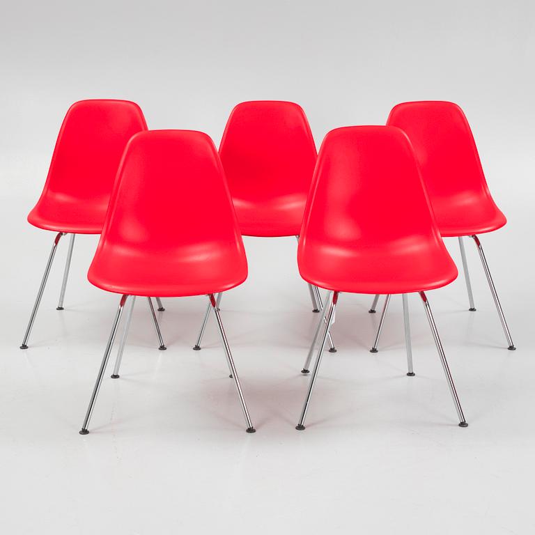 Charles & Ray Eames, stolar, 5 st, "Plastic Chair DSX", Vitra, 2010.