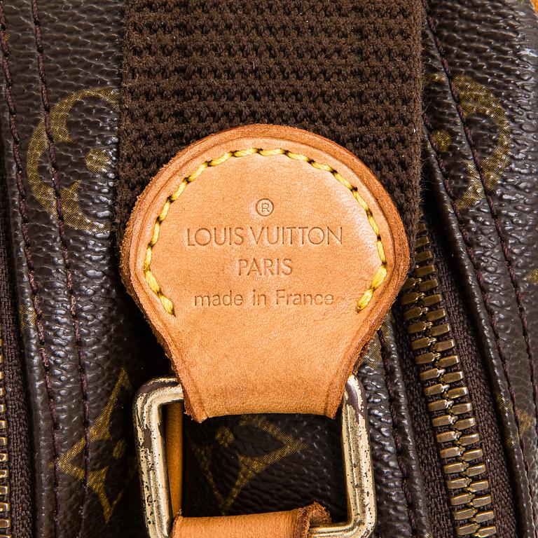 Louis Vuitton, Monogram 'Reporter GM' Shoulder Bag.