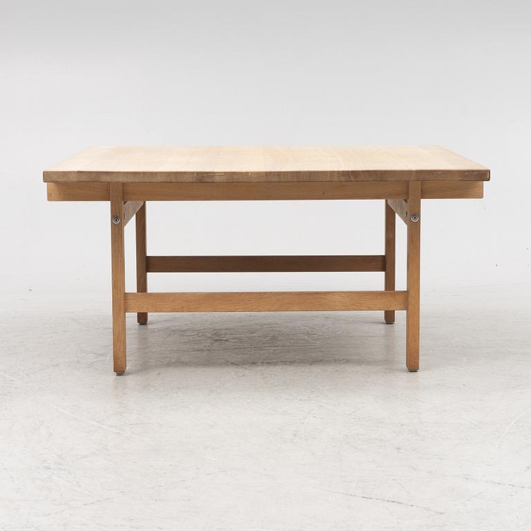 Hans J. Wegner, soffbord, PP Møbler, Danmark.