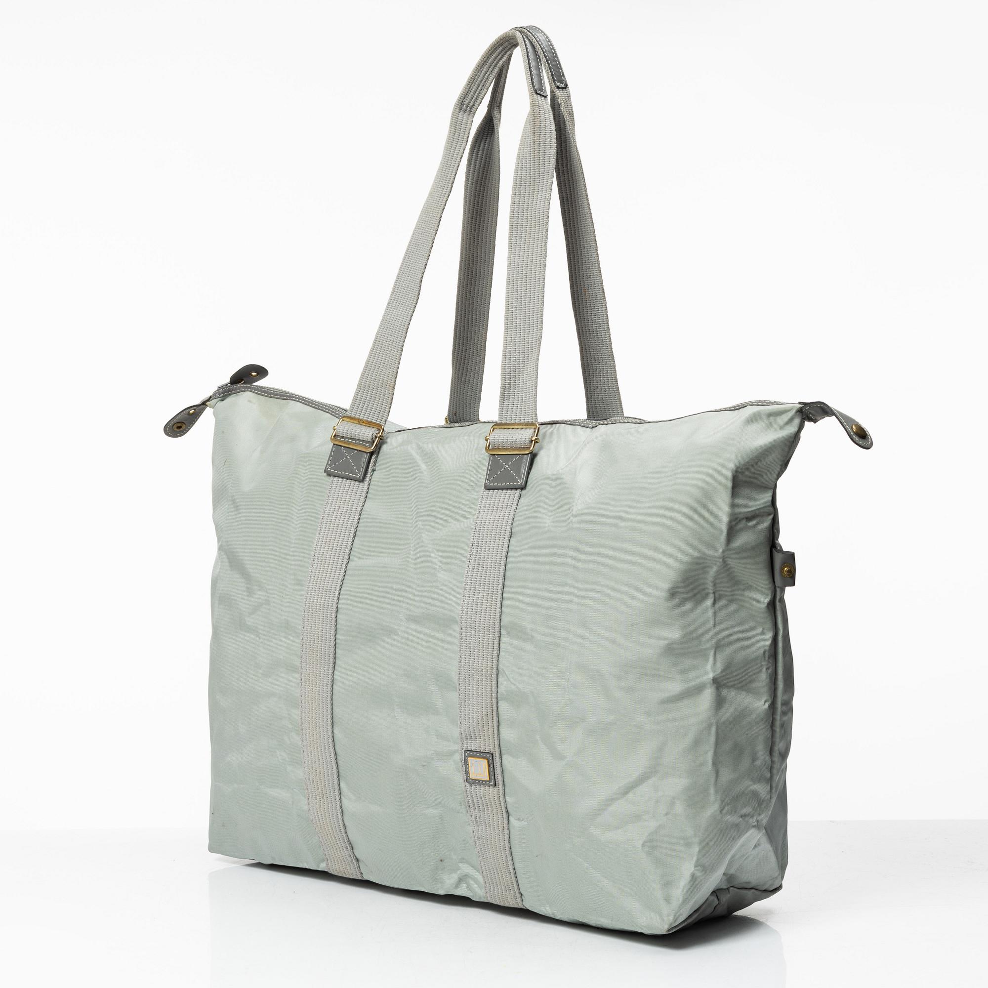 Dunhill, weekend bag with toiletry case.