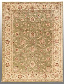 A carpet Ziegler design, ca 240 x 177 cm.