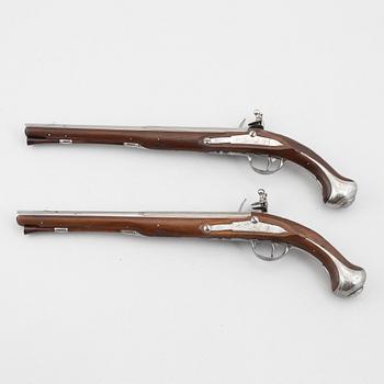 Flintlåspistoler, ett par, Franciscus Hillbert Strasbourg (verksam 1738-1784).