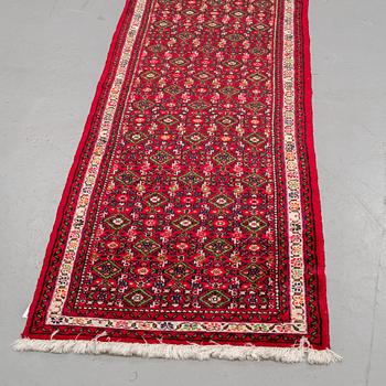 A RUNNER, Hamadan, ca 594 x 82 cm.