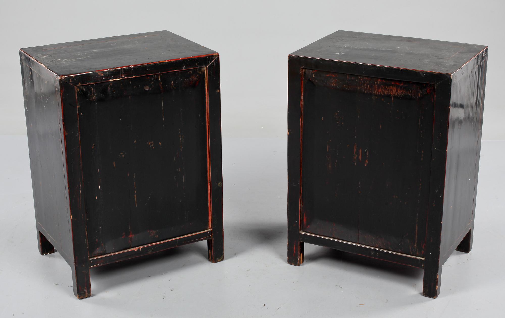 SKÅP, ett par, orientalisk, omkring sekelskiftet 1900.