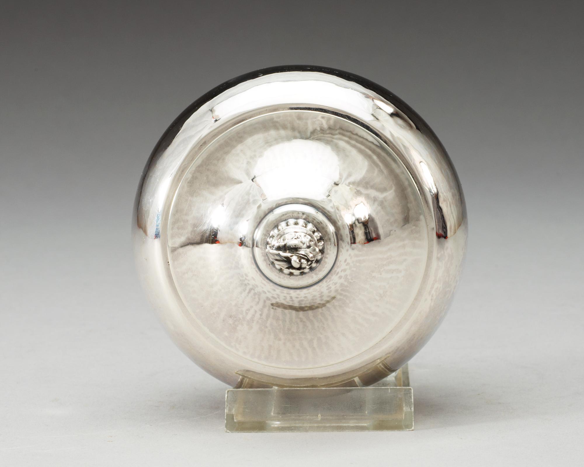 GEORG JENSEN, bonbonnière, Köpenhamn, 1919-1927, sterling.