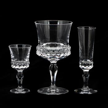 GLASSERVISDELAR, 19 st. "Silvia", Ingeborg Lundin, Orrefors.