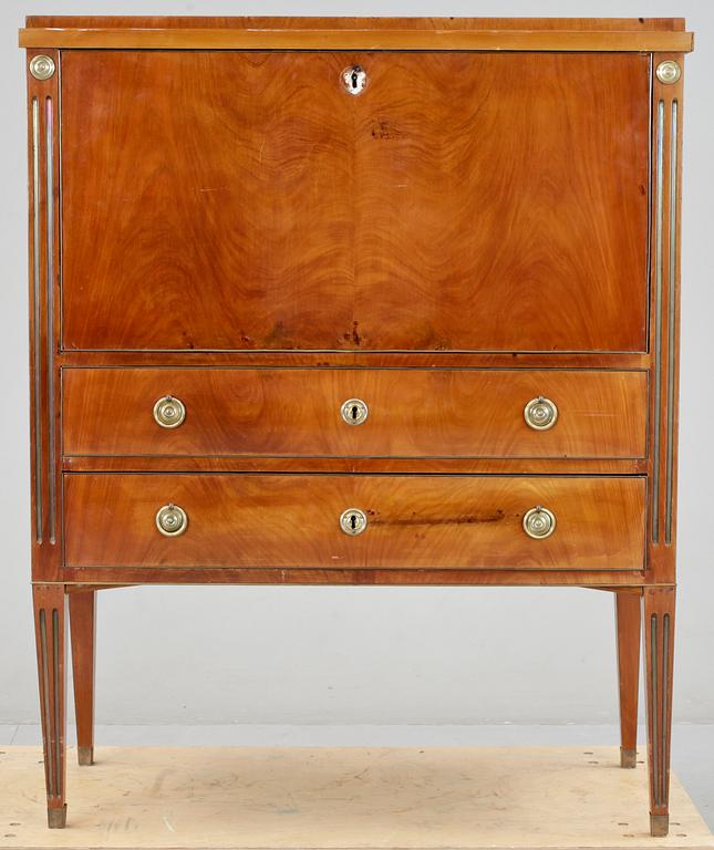 CHIFFONJÉ, sengustaviansk, 1800-talets mitt.