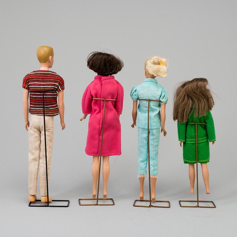 4 Barbiedolls, mattel 1960's.