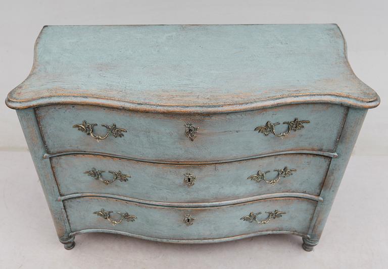 BYRÅ, barockstil, 1800-talets mitt.