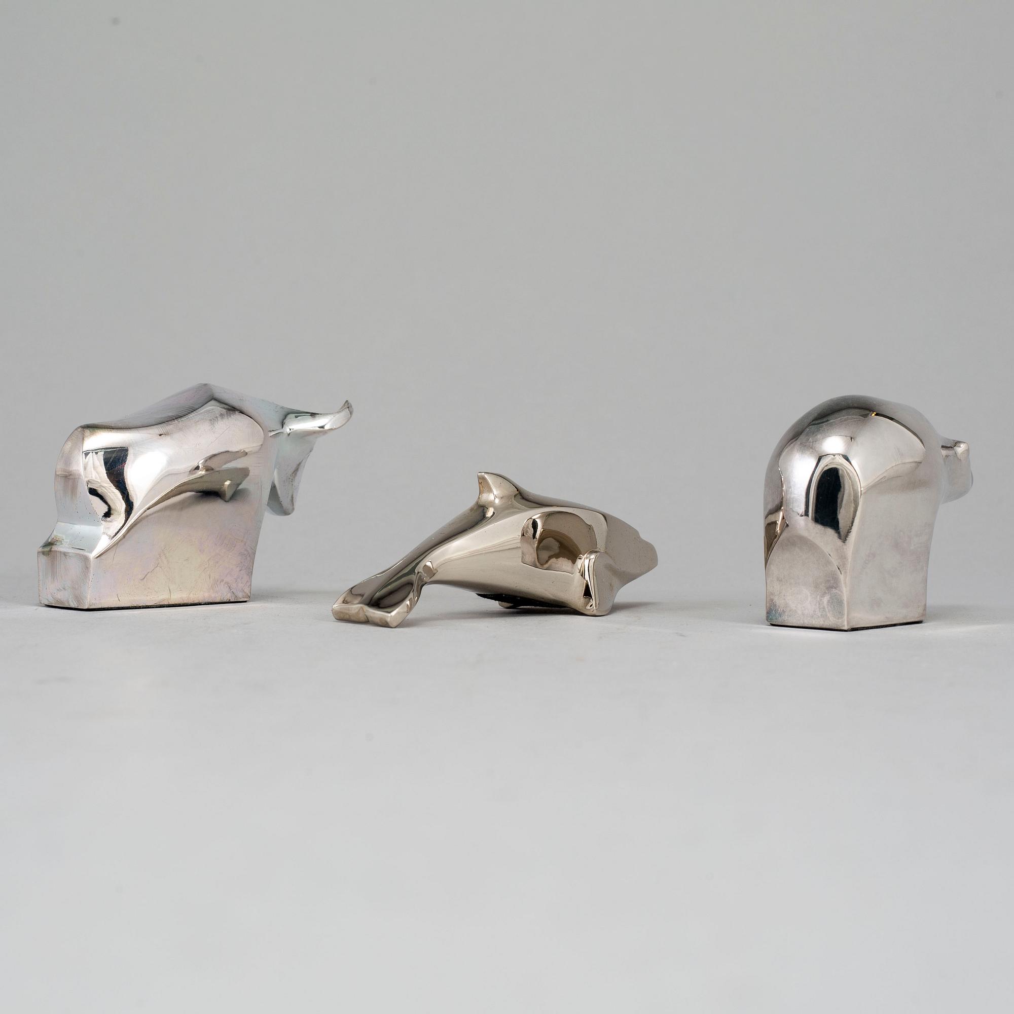 GUNNAR CYRÉN, a group of three silver plated figurines, Dansk Designs, Japan.