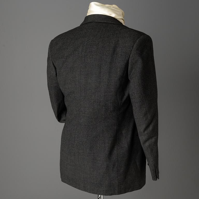 Five pieces of clothing owned by Kar de Mumma, second half of the 20th Century.