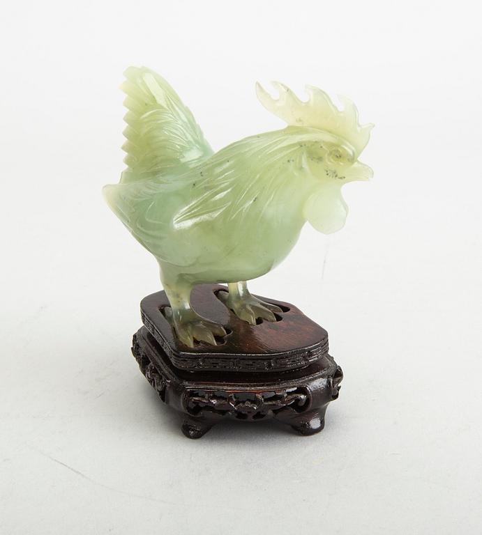 FIGURINER 3 st Kina 1900-tal nefrit.