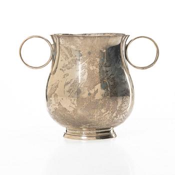 Bägare, s.k. "Loving Cup", silver, London, England, 1911.