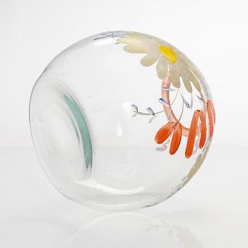 A 1930s glass vase for Kauklahden lasi.