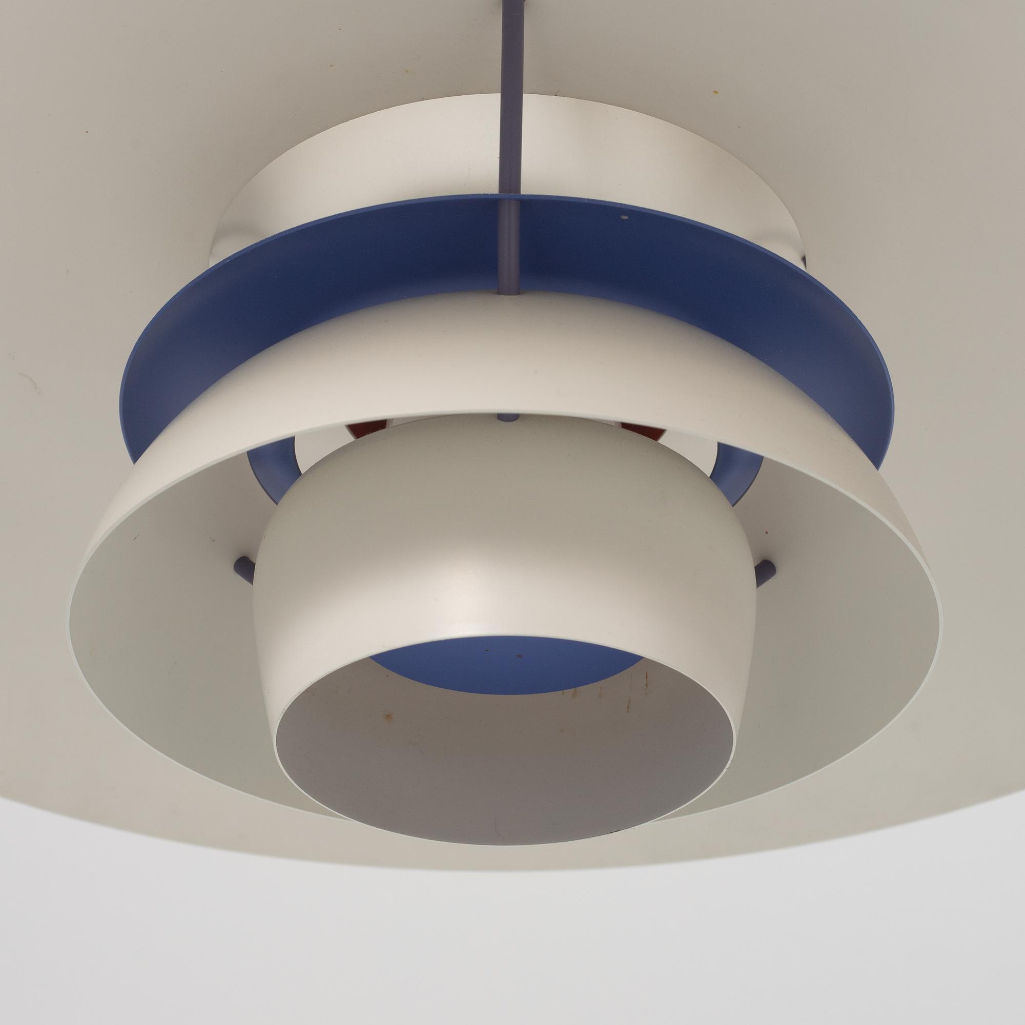 Poul Henningsen, taklampa, "PH5", Louis Poulsen, Danmark.