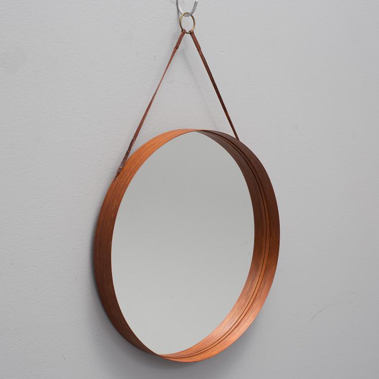 A mirror from Glasmäster, Markaryd, 20th century.