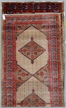 MATTA, semiantik, Hamadan, ca 390x125 cm.