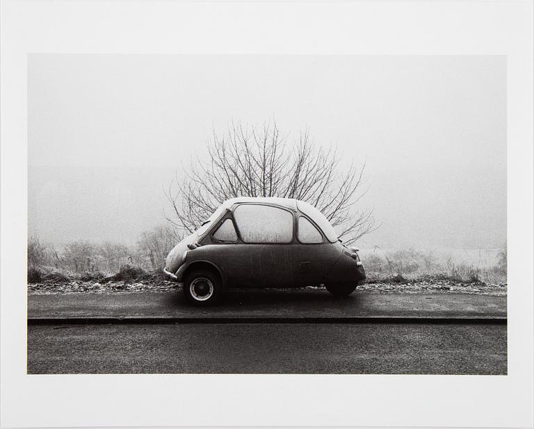 Martin Parr, photograph signed on verso.