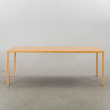 ROGER PERSSON, bord/matbord, "Bespoke", Swedese 2010.