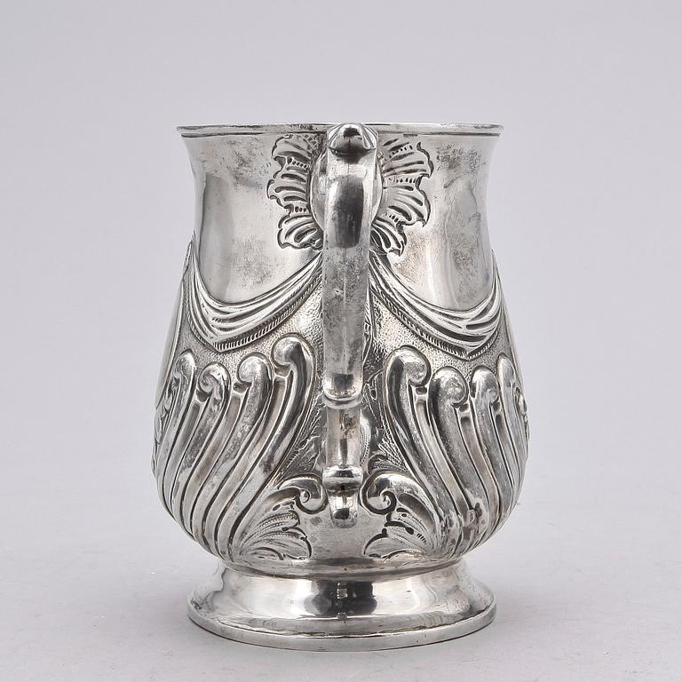 MUGG, silver, London 1783/84. Vikt ca 310 gram.