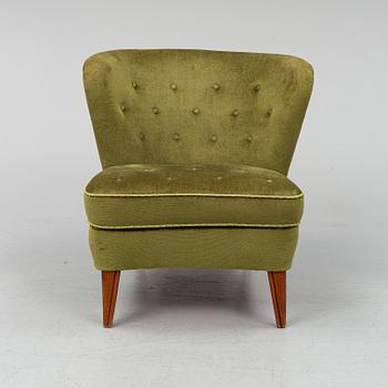 A Swedish Modern 1940s easy chair by Gösta Jonsson.