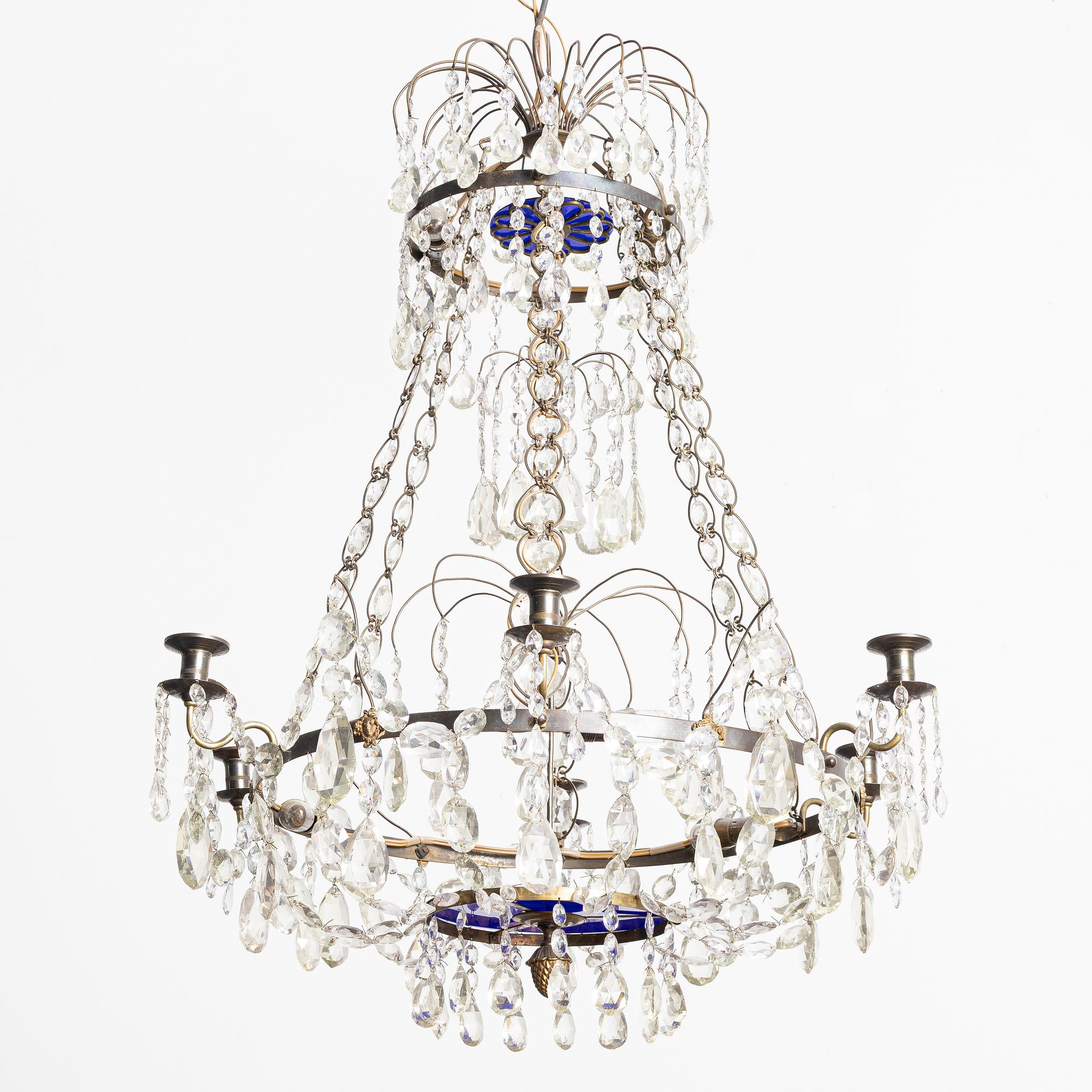A Gustavian style chandelier, early 20th Century.