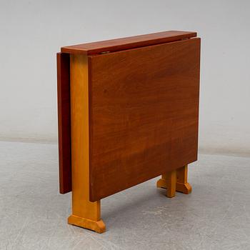 A gate leg table 'Vapensmeden' by Carl Malmsten,