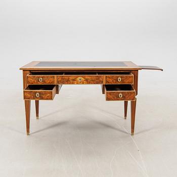 Louis XVI-style desk, late 20th century.