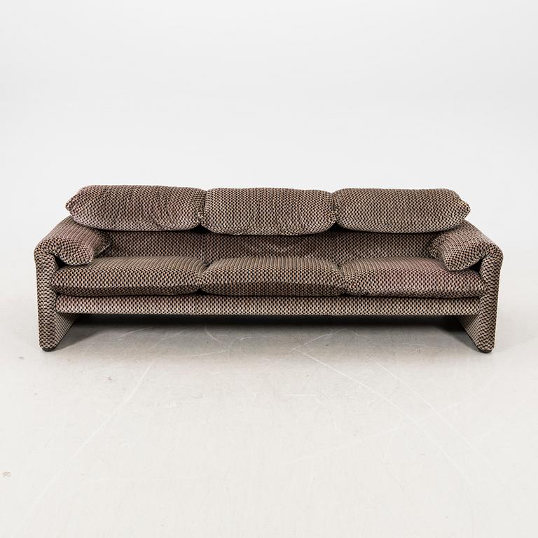 Vico Magistretti, a 'Maralunga' sofa from Cassina, Italy, late 20th Century.