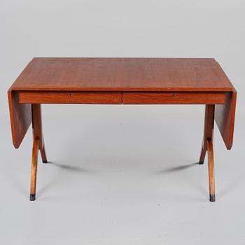 SKRIVBORD, 1900-talets mitt.