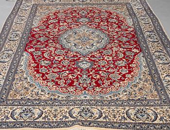 Carpet, Nain part silk, ca 302 x 178-188 cm.