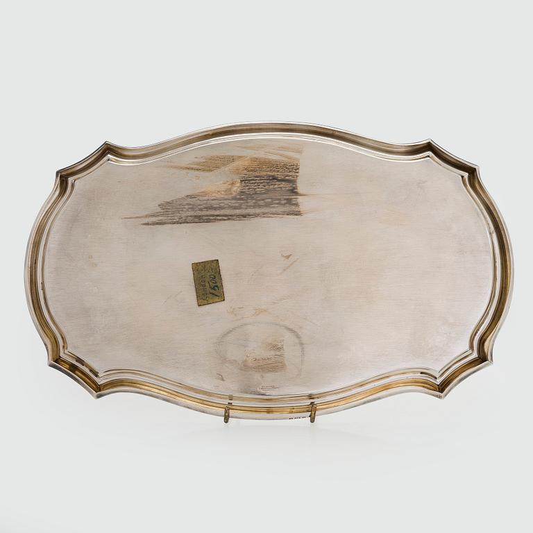 Tarjotin, sterlinghopeaa, Lontoo 1924.