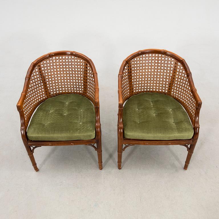 Armchairs, a pair, and a table from the second half of the 20th century.