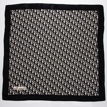 SCARF, Christian Dior.