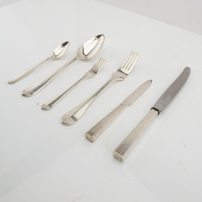 A Swedish 20th century set of 32 pcs of silver cutlery mark of J Grönroos Kristianstad 1940s total weight 2229 grams.