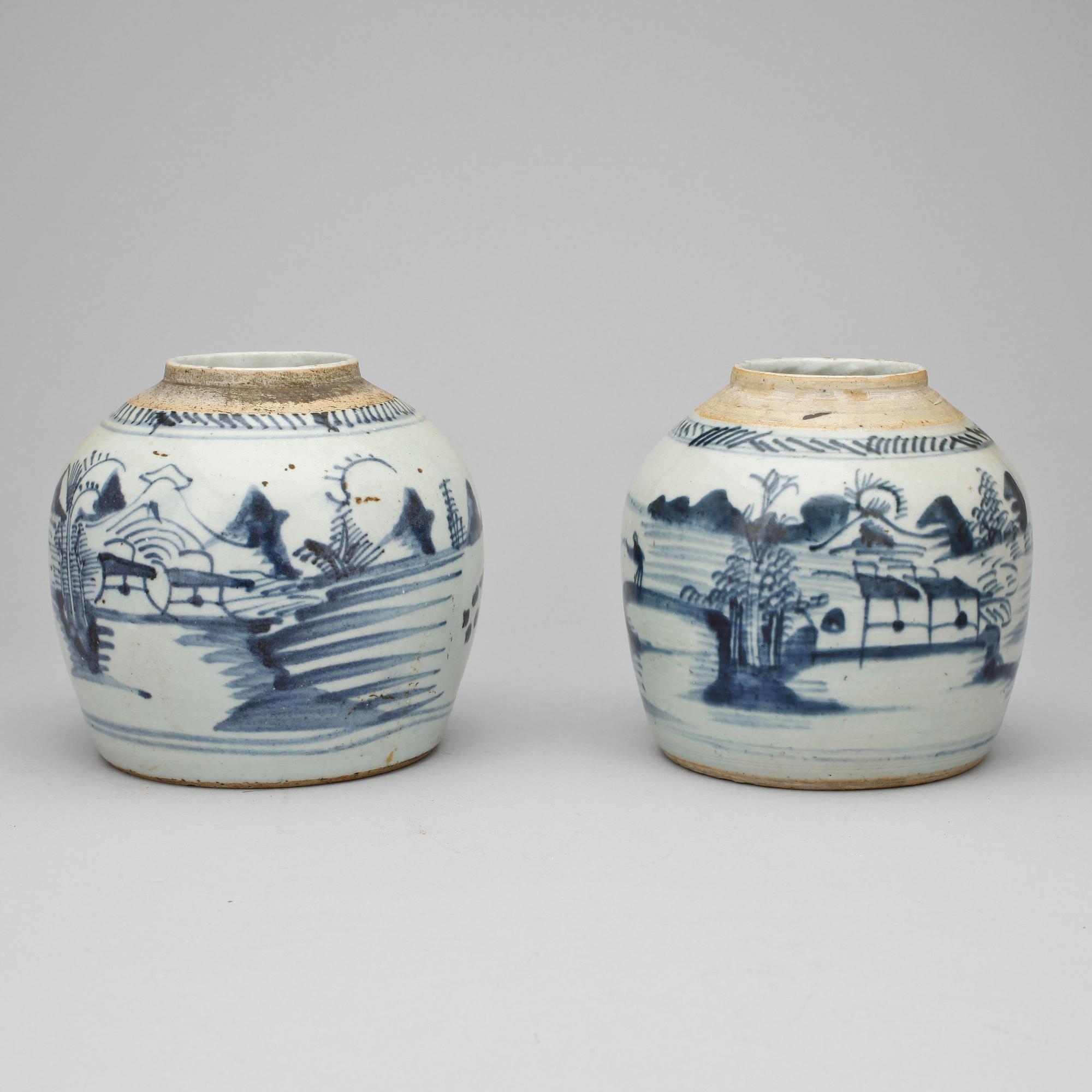 BOJANER, 2 st, snarlika, porslin, Kina, Qianlong (1736-1795).