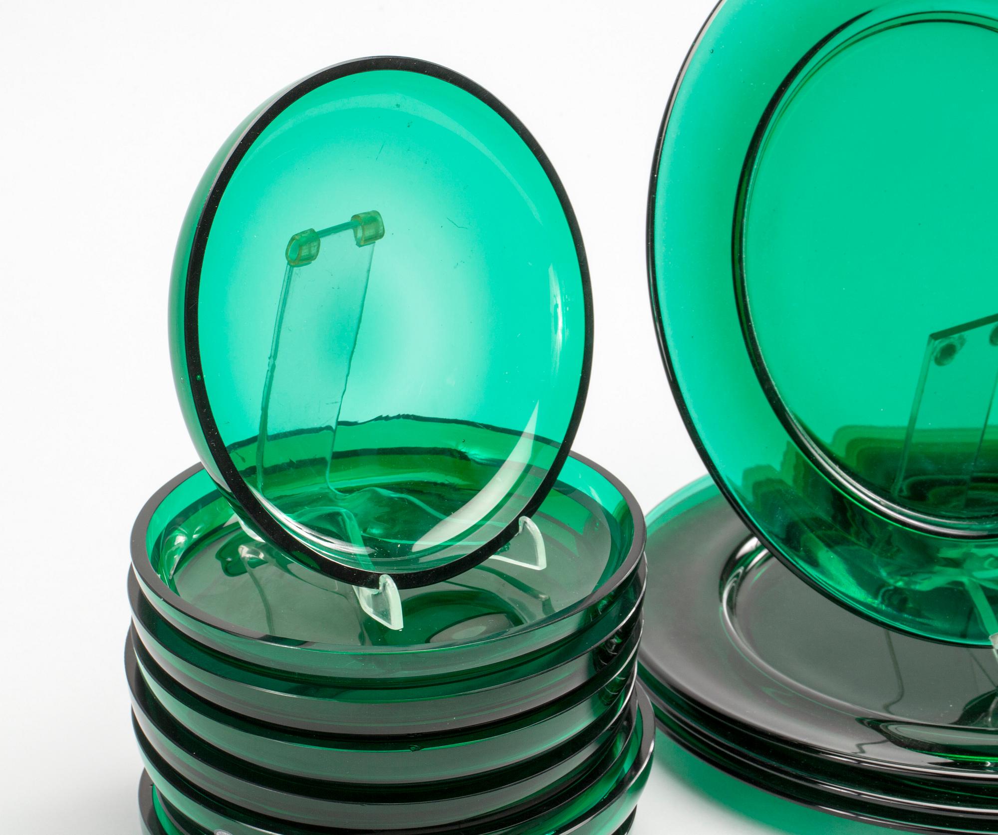 SERVISDELAR, 19 delar, glas, Firma Svenskt Tenn och Reijmyre. 1900-talets andra hälft.