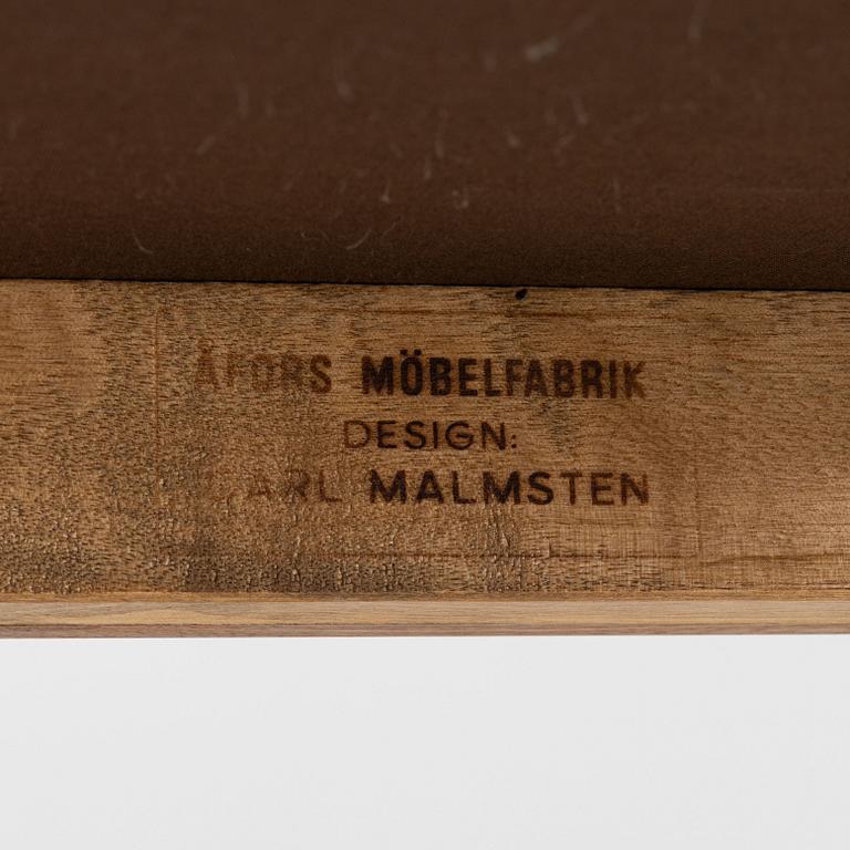 Carl Malmsten, 2 karmstolar samt 4 stolar, "Amabssadör", Åfors Möbelfabrik.