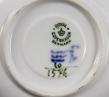 SERVISDELAR, ca 50 delar, porslin. "Blå Blomst", Royal Copenhagen.