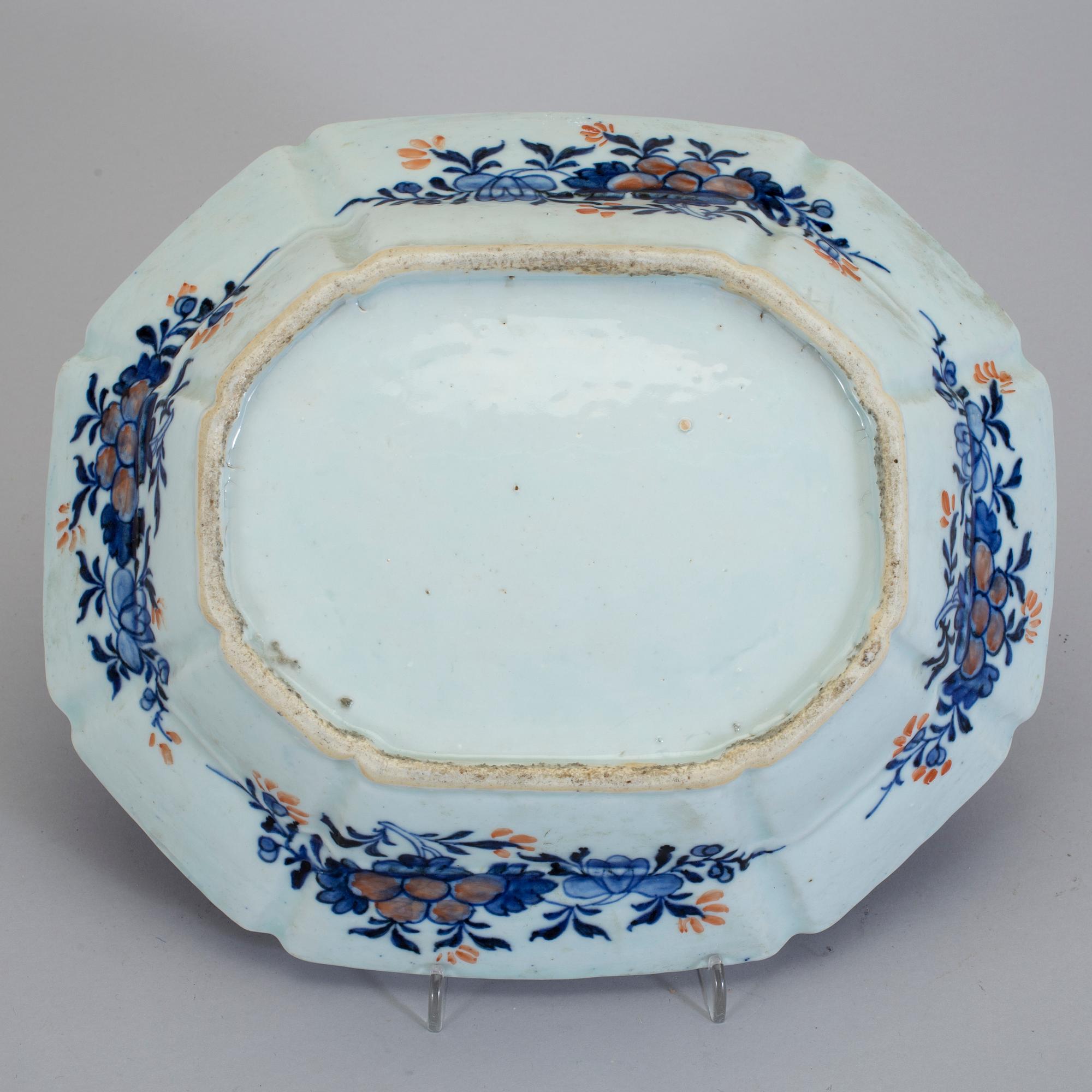 SKÅLFAT, porslin, Kina, 1700-tal.
